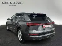 Gebraucht Audi e-tron S-Line 300 kW (408 PS) 2023 Daytonagrau perleffekt SUV