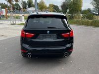 gebraucht BMW 218 Gran Tourer d Advantage/LED/AHK/SHZ