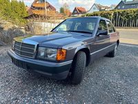 Gebraucht Mercedes 190 122 PS (89 kW) 1992 Limousine