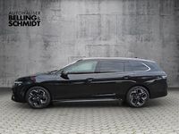 Gebraucht VW Passat R-line 150 PS (110 kW) 2025 Schwarz Kombi