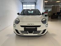 Neu Fiat 600 Mirror 110 PS (80 kW) 2026 268 gelato weiss SUV