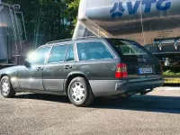 Gebraucht Mercedes E280 193 PS (141 kW) 1993 Schwarz Kombi