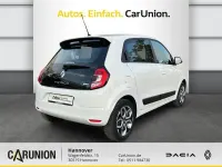 Gebraucht Renault Twingo Techno 60 kW (82 PS) 2022 Pyrénéesweiß Kleinwagen