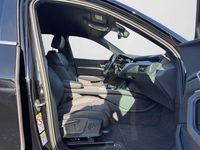 Gebraucht Audi e-tron Basis 300 kW (408 PS) 2023 Brillantschwarz SUV