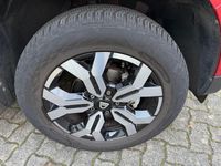 Gebraucht Dacia Duster Prestige 150 PS (110 kW) 2022 Rot SUV