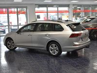 Gebraucht VW Golf VIII 116 PS (85 kW) 2021 Silber Kombi