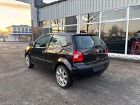 Gebraucht VW Polo Basis 54 PS (39 kW) 2003 Schwarz Kleinwagen