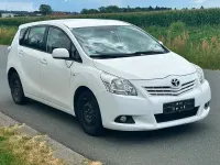 Gebraucht Toyota Verso Comfort 126 PS (92 kW) 2011 Weiß Van / Kleinbus