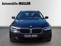 Gebraucht BMW 520 190 PS (139 kW) 2023 Schwarz Kombi