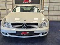 Gebraucht Mercedes CLS500 387 PS (284 kW) 2007 Weiß Limousine