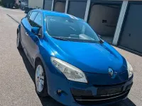 Gebraucht Renault Mégane III Luxe 131 PS (96 kW) 2010 Blau Limousine