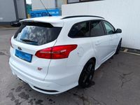 gebraucht Ford Focus FocusTurnier 2,0 ST Navi SHZ PDC Xenon