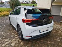 Gebraucht VW ID.3 Pure 110 kW (150 PS) 2021 Weiß Kleinwagen