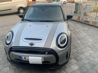Gebraucht Mini Cooper SE Classic 135 kW (184 PS) 2022 Silber Kleinwagen