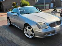 Gebraucht Mercedes SLK320 217 PS (159 kW) 2001 Silber Cabrio
