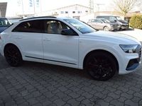 gebraucht Audi Q8 55 TFSI quattro, S-line, AHK, Navi, Matrix LED,