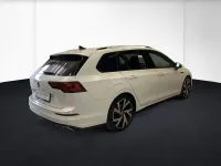 Gebraucht VW Golf VIII R-line 150 PS (110 kW) 2021 Weiß Kombi