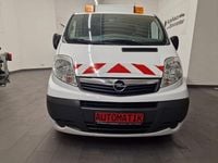 Second-hand Opel Vivaro 114 CP (83 kW) 2012 Alb Monovolum