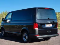Używany VW Transporter 110 KM (80 kW) 2021 Czarny Van