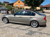 Gebraucht BMW 318 143 PS (105 kW) 2010 Gold Limousine