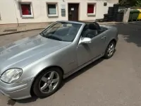 Second-hand Mercedes SLK200 163 CP (119 kW) 2010 Argintiu Cabrio