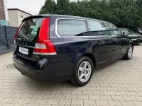 Używany Volvo V70 Standard 150 KM (110 kW) 2016 Niebieski Kombi
