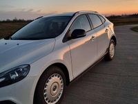 Gebraucht Volvo V40 CC 152 PS (111 kW) 2017 Weiß Kombi