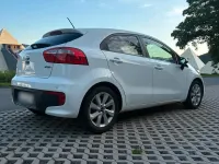 Gebraucht Kia Rio 109 PS (80 kW) 2016 Weiß Kleinwagen