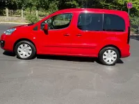 Gebraucht Peugeot TePee Active 99 PS (72 kW) 2018 Rot Van / Kleinbus