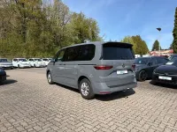 Gebraucht VW Multivan Life 150 PS (110 kW) 2025 Pure grey Van / Kleinbus