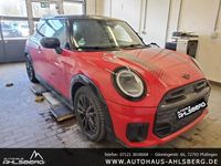 Gebraucht Mini John Cooper Works 204 PS (150 kW) 2025 Chili red ii Kleinwagen