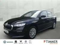 Gebraucht Skoda Scala Essence 95 PS (69 kW) 2025 Black magic perleffekt Kleinwagen