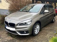 Gebraucht BMW 218 Active Tourer 140 PS (102 kW) 2017 Beige Van / Kleinbus