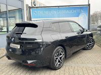 gebraucht BMW iX xDrive40 Aktive Sitzbelüftung AHK SKY Lounge h&k