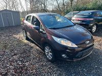 Gebraucht Ford Fiesta Titanium 82 PS (60 kW) 2009 Rot Kleinwagen
