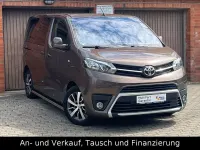 Gebraucht Toyota Proace Verso Team 150 PS (110 kW) 2018 Braun Kombi