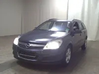 Gebraucht Opel Astra Edition 101 PS (74 kW) 2008 Metro m2 Kombi