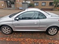 Gebraucht Peugeot 206 CC 136 PS (100 kW) 2004 Grau Cabrio