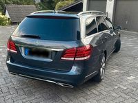 Gebraucht Mercedes E350 252 PS (185 kW) 2014 Grau Kombi