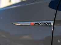 Gebraucht VW Passat 190 PS (139 kW) 2018 Grau Kombi