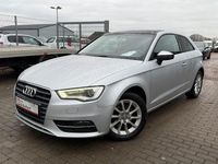 Gebraucht Audi A3 Attraction 122 PS (89 kW) 2014 Silber Kleinwagen