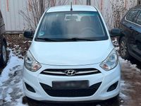 Gebraucht Hyundai i10 2011 Weiß Kleinwagen