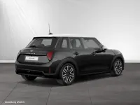 Używany Mini Cooper 114 kW (156 KM) 2025 Czarny Hatchback