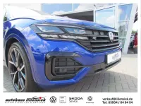 Gebraucht VW Touareg R-line 286 PS (210 kW) 2023 Blau SUV