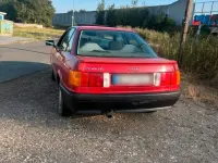 Gebraucht Audi 80 90 PS (66 kW) 2026 Rot Limousine