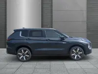 Gebraucht Mitsubishi Outlander P-HEV Edition 306 PS (225 kW) 2025 Grau (basaltgrau (u28)) SUV
