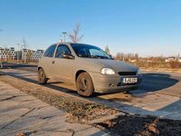 Gebraucht Opel Corsa 75 PS (55 kW) 1997 Grau Kleinwagen