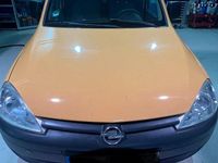 Używany Opel Combo 90 KM (66 kW) 2005 Żółty Minivan
