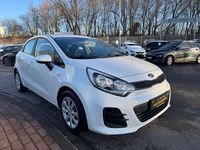 Usata Kia Rio 84 CV (61 kW) 2017 Bianco Berlina