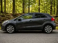 Gebraucht Kia Rio 84 PS (61 kW) 2016 Grau Kleinwagen
